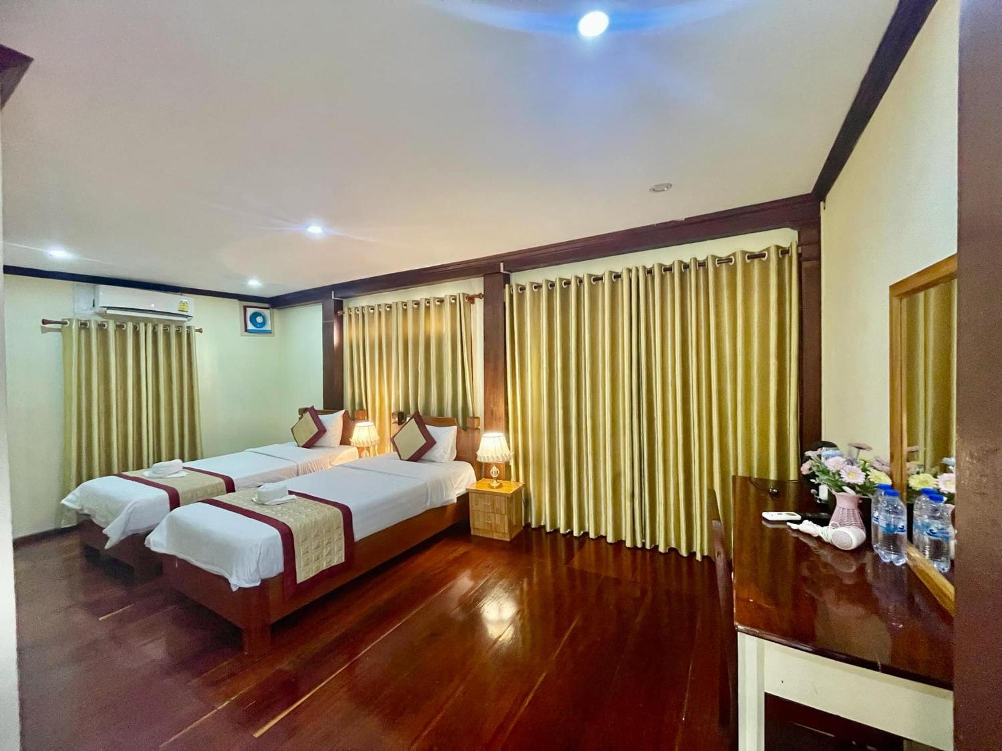 ซายานา โฮม Hotel หลวงพระบาง ภายนอก รูปภาพ