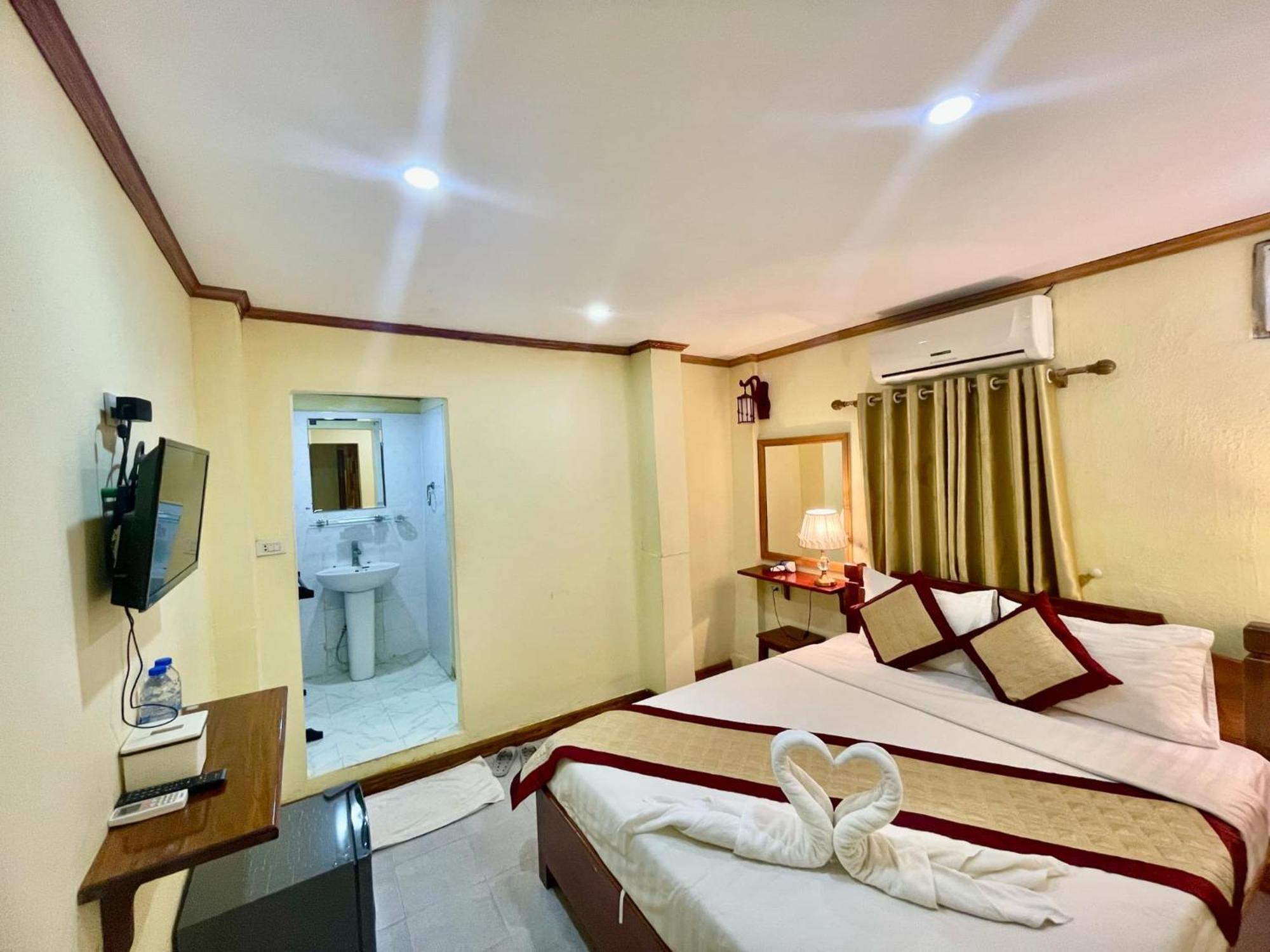 ซายานา โฮม Hotel หลวงพระบาง ภายนอก รูปภาพ