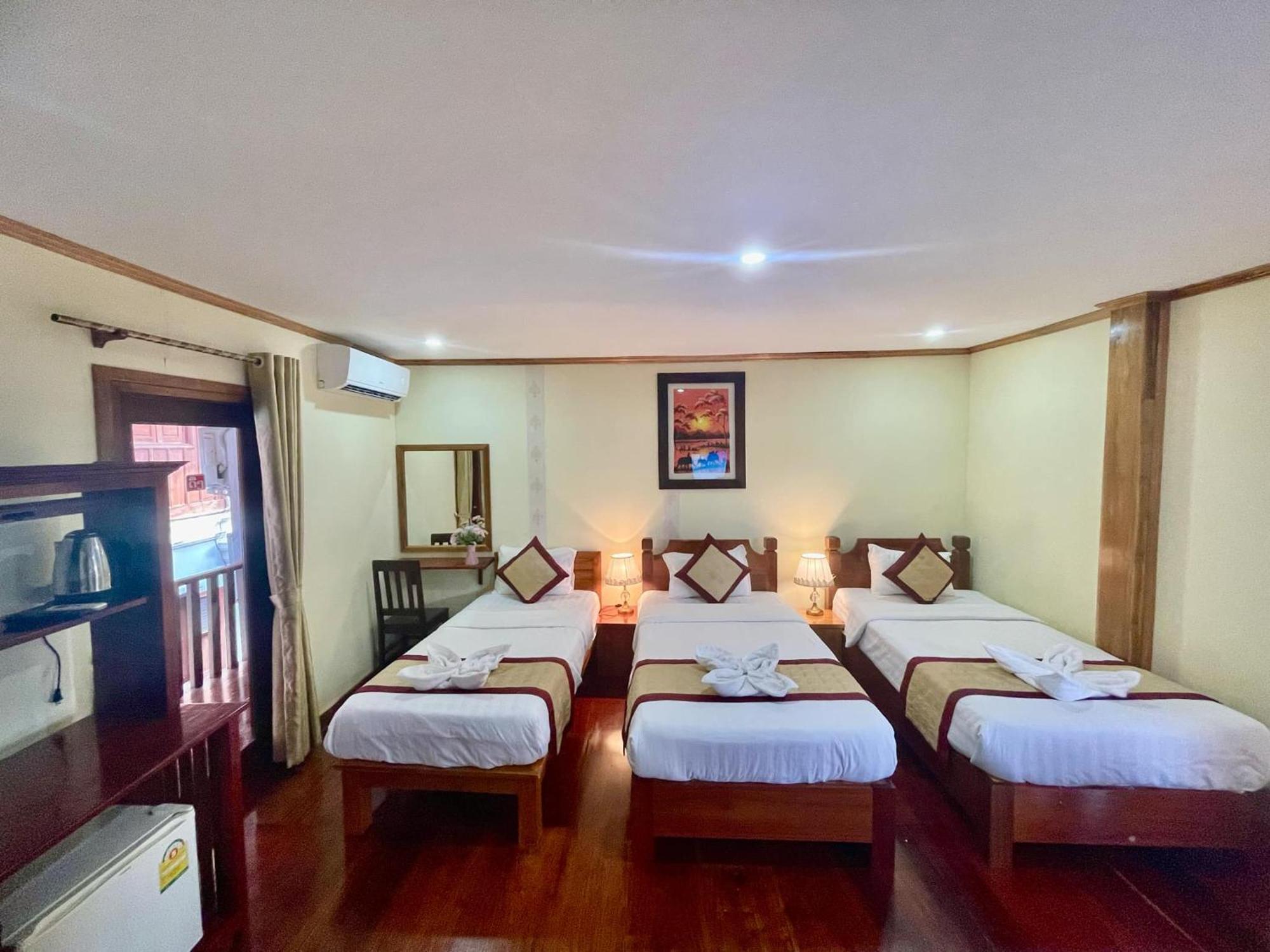 ซายานา โฮม Hotel หลวงพระบาง ภายนอก รูปภาพ